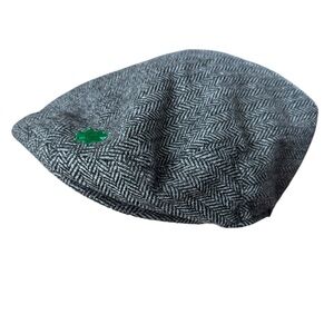New Man Of Aran Island Grey Herringbone Tweed Flat Cap Green Shamrock Ireland